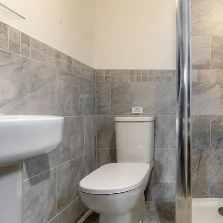 Roger Ground House Tatil Evi